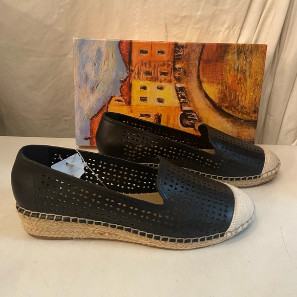Bella Vita Shoes - Bella Vita black leather 1” wedge flats size 9WW NIB